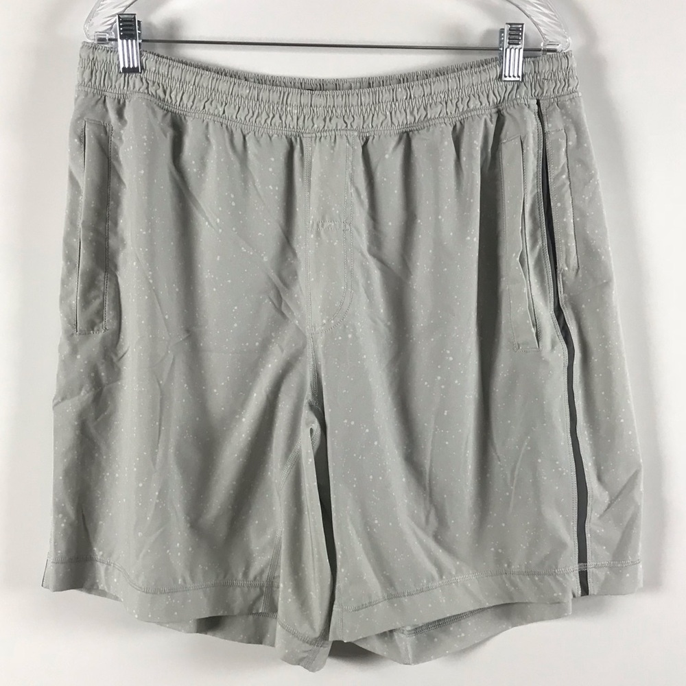 Lululemon Men’s Shorts White Gray Splatter Print
